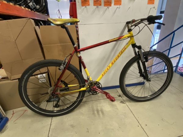 ROCKY MOUNTAIN (ESCALADE 1995) ALTITUDE