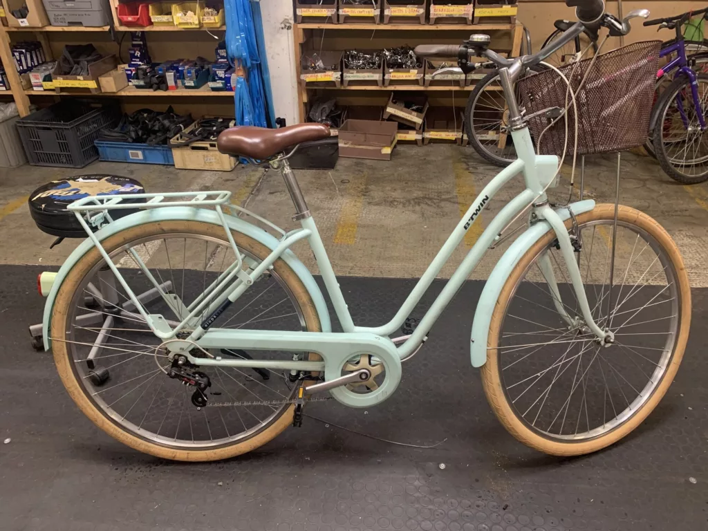btwin sans
