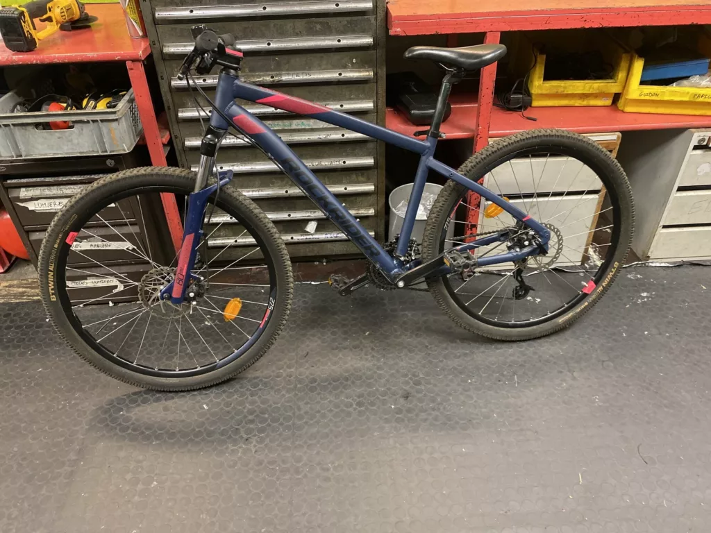 rockrider st250